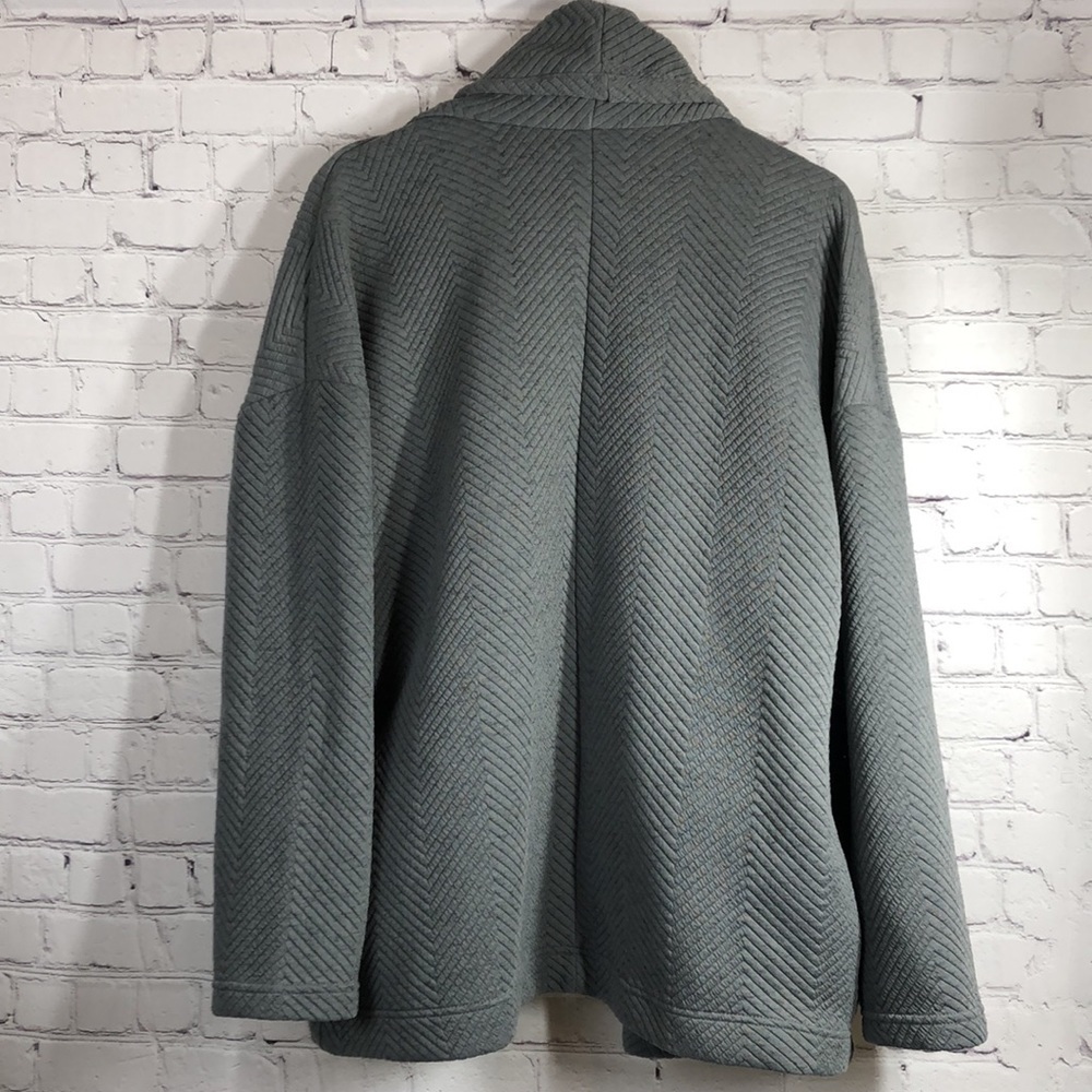 Fabletics coat - Picture 7 of 7